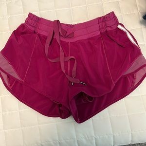 LuluLemon Hottie Hot shorts